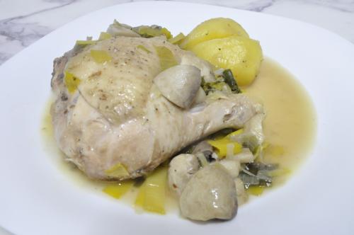 Kuře na pórku a houbách  – Snadné recept z Česko kuchyně, hotový za Do 30 minut